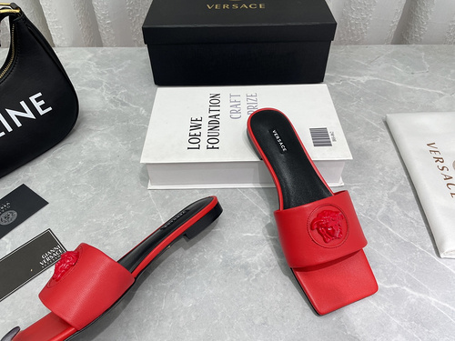 Versace Early Spring New Sastefang Leather Slipper 35-40-bf630245